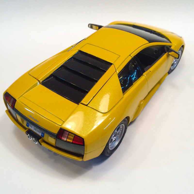 Illustration for article titled Lamborghini Murcielago: a 1:18 Diecast Review